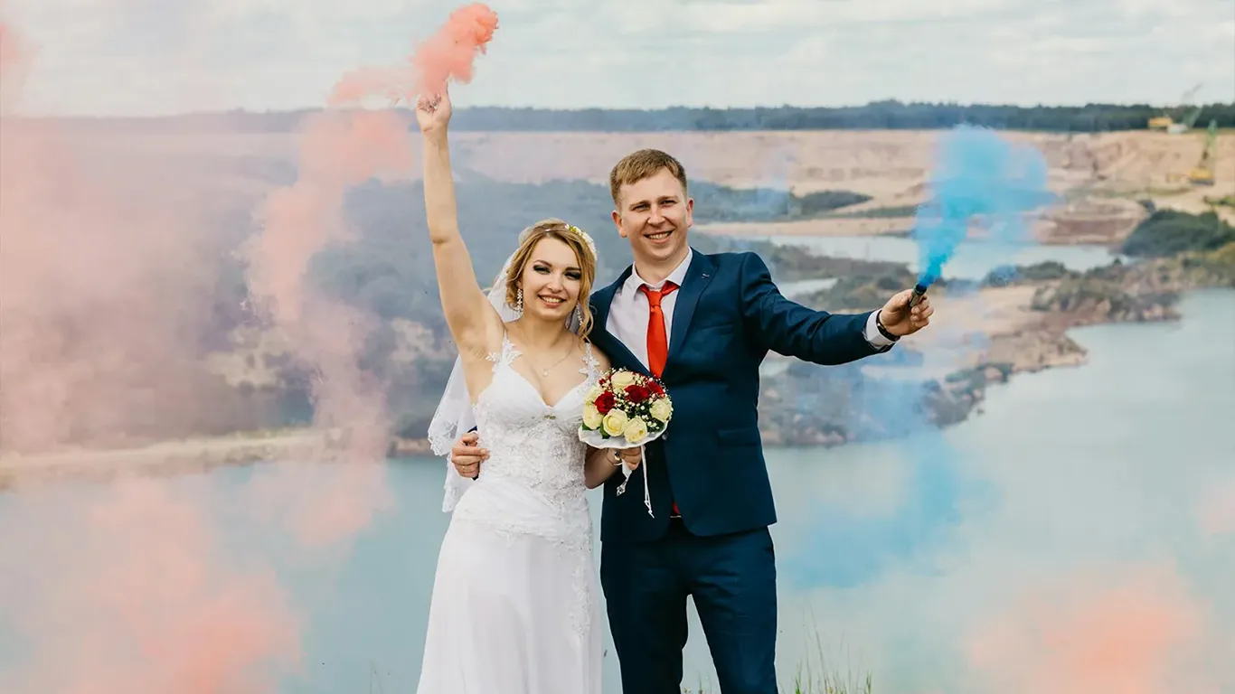 Bride and groom wedding portrait by Lagra Wedding
